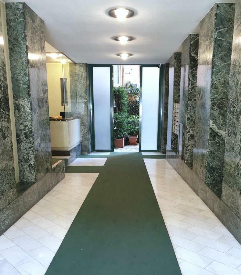 5Min Walk From Duomo! Apartment 100M2 Милано Екстериор снимка