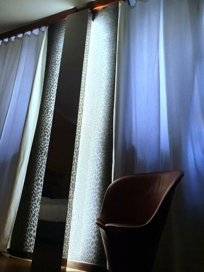 5Min Walk From Duomo! Apartment 100M2 Милано Екстериор снимка